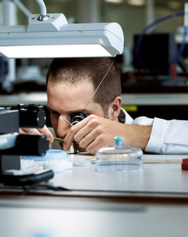 查尔斯·彼得艾伯特-佛山爱彼售后服务中心